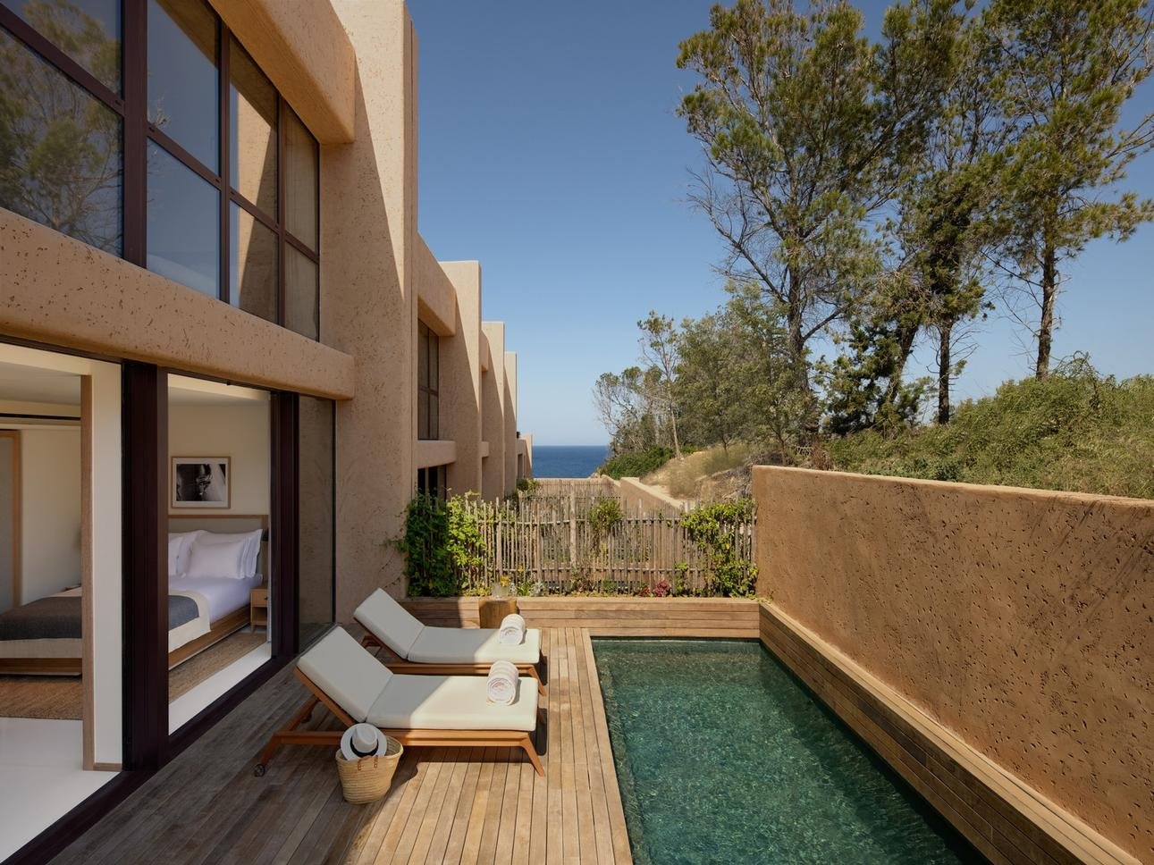 Villa Pool